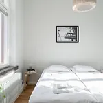 Apartman Renovated 1br At Main Square - Sauna & Parking *